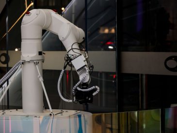 Samsung Mistral AI investment