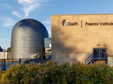 Syrian reactor nuclear weapons